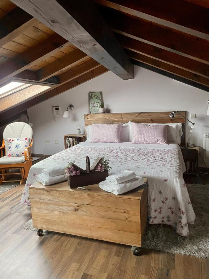 La Casa De Las Flores De El Hornillo Екстериор снимка